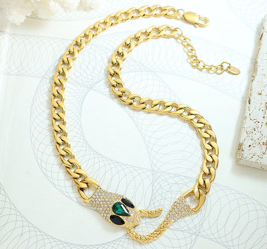 18K Gold Fashion Exquisite Snake Head Necklace