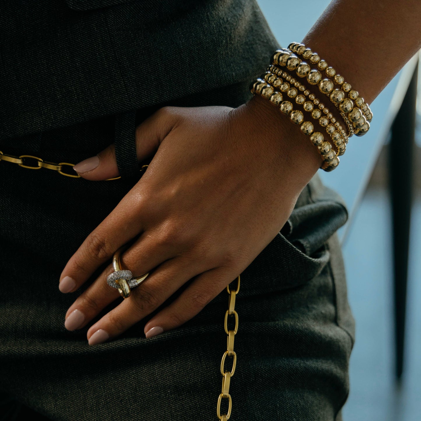 Atlas Knot Ring