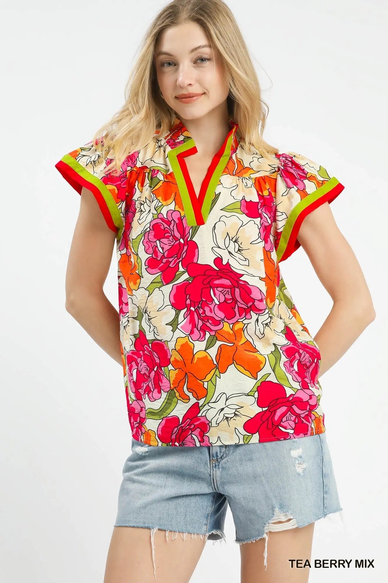 TEA BERRY MIX Floral Print Blouse with Contrast Trim