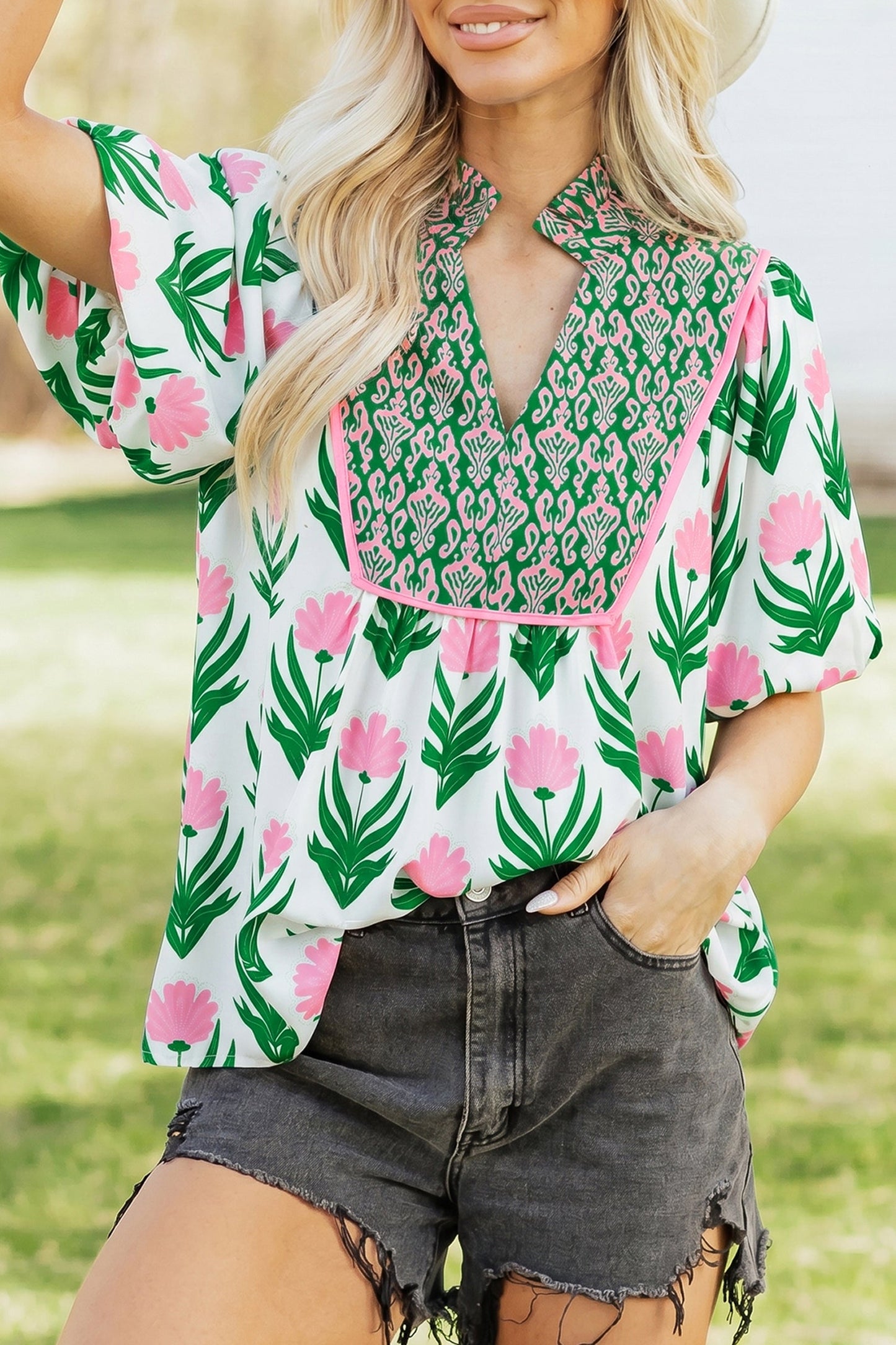 Floral Puff Sleeve Contrast V-Neck Blouse