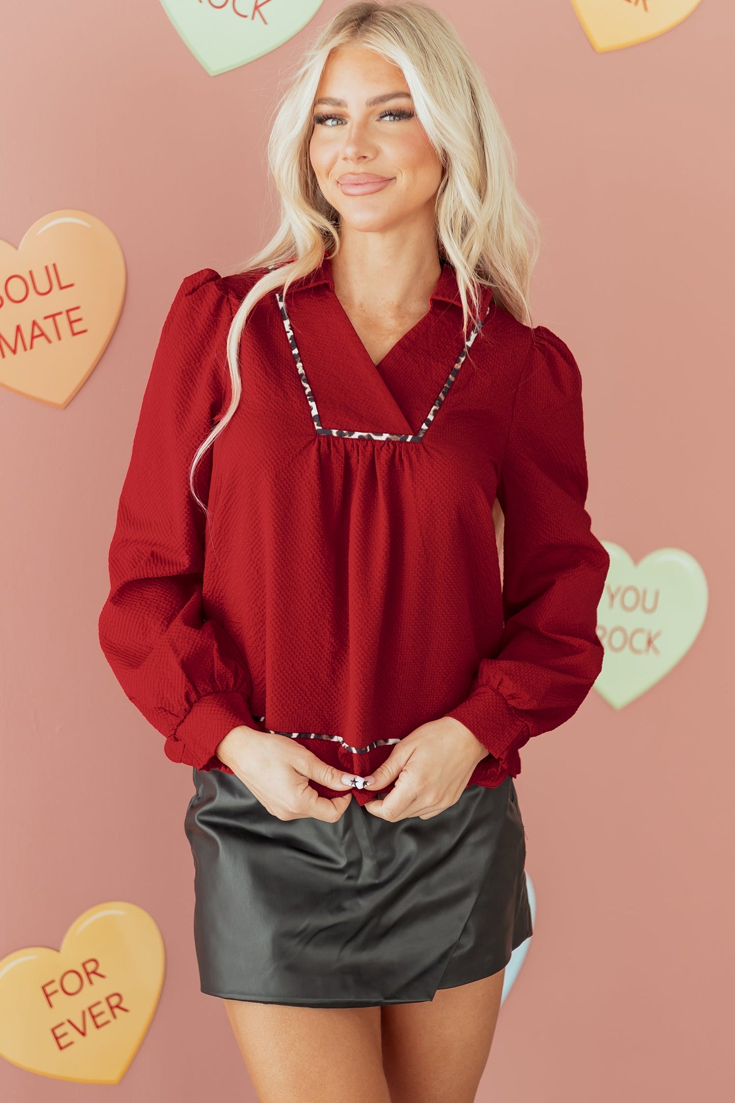 Leopard Contrast Trim V-Neck Textured Blouse