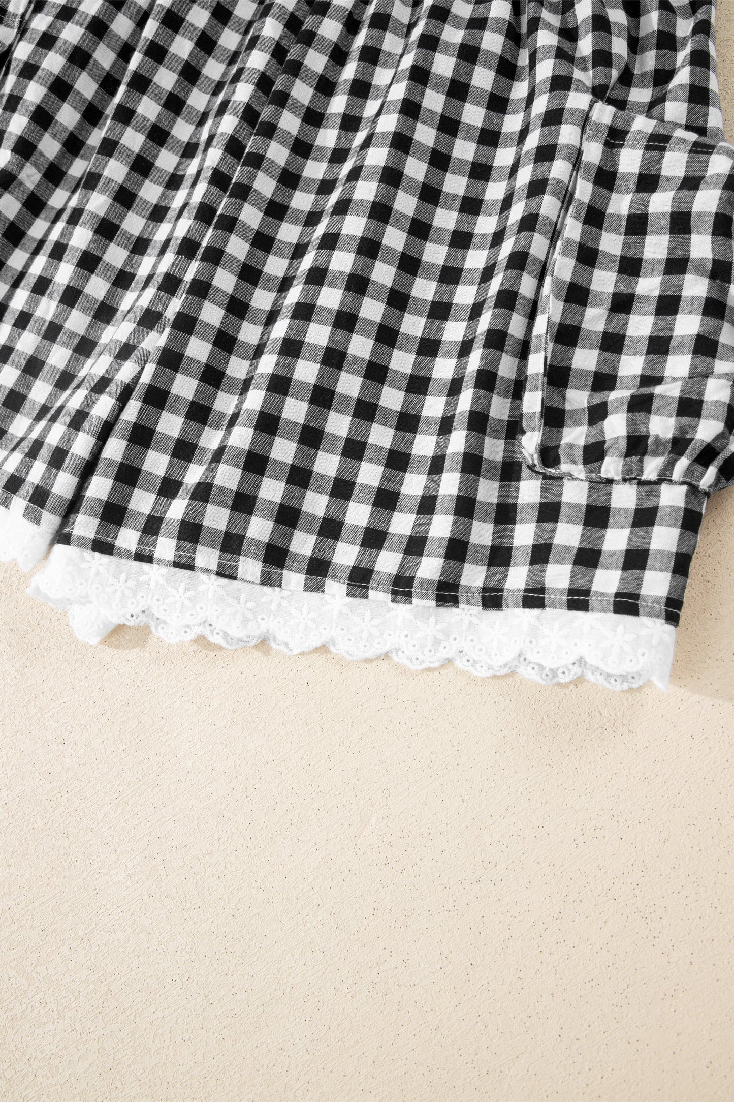 Gingham Lace Trim Pouch Pocket Shorts