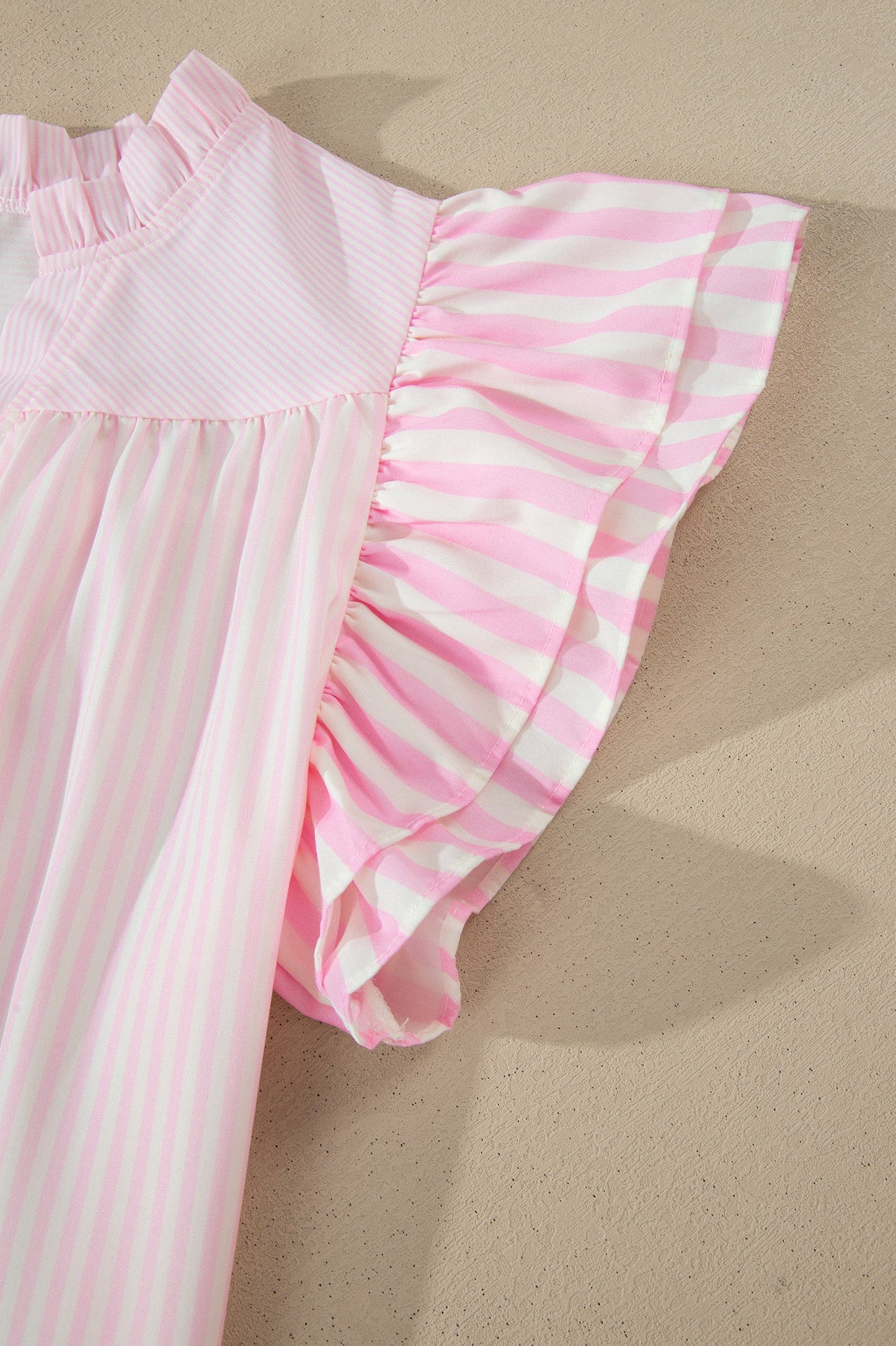 Stripe Contrast Trim V-Neck Flutter Sleeve Blouse
