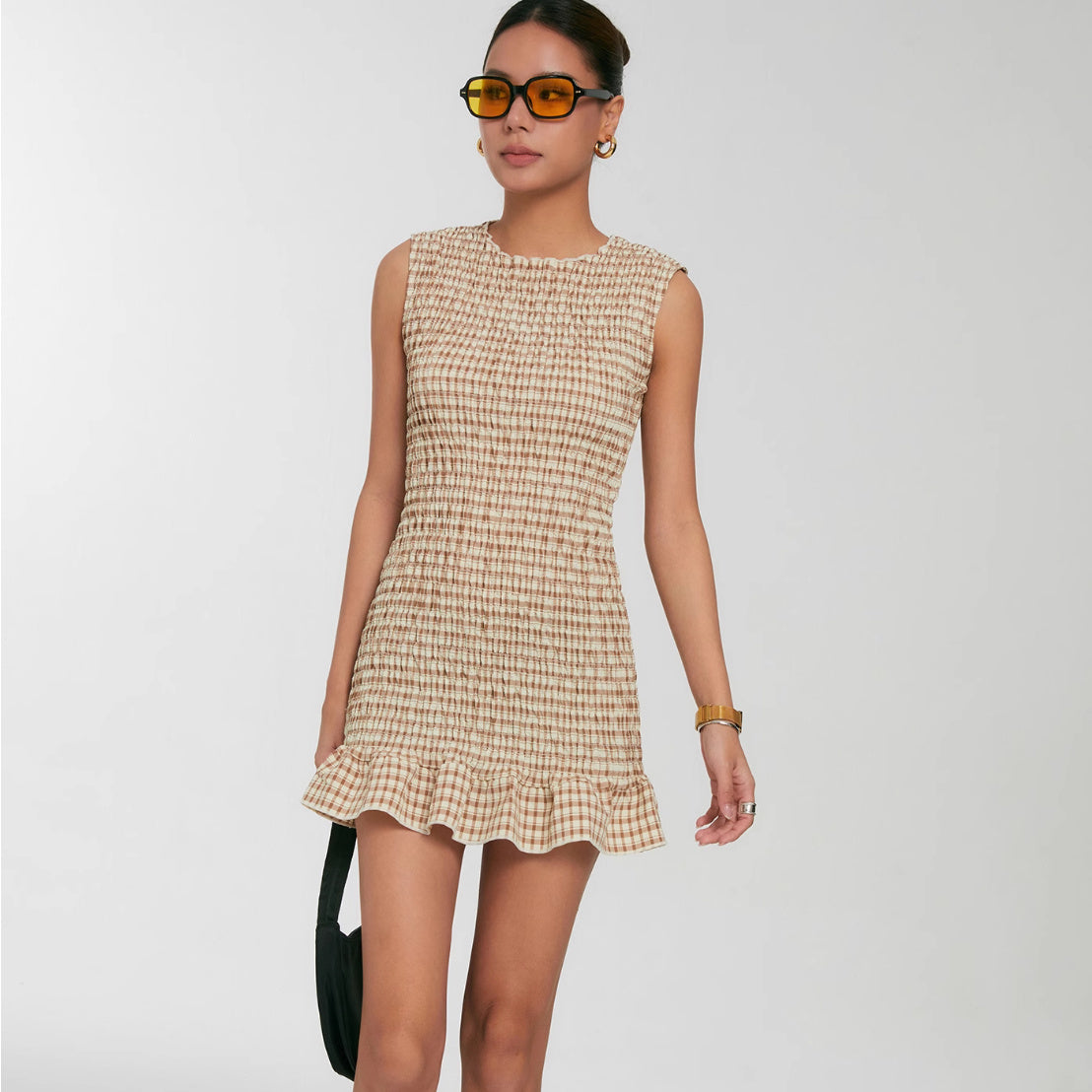 Waist-Slimming Seaside Holiday Dress