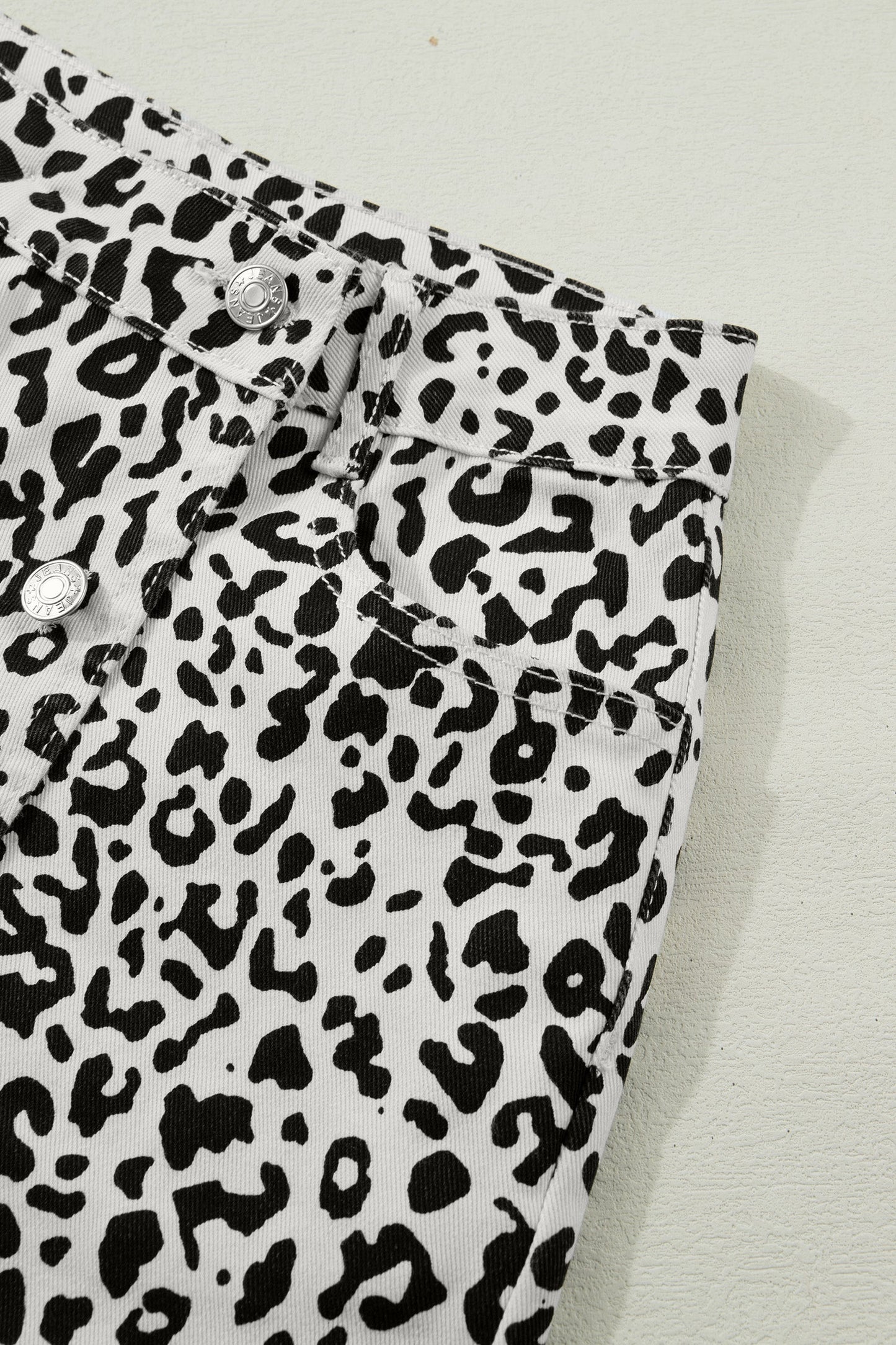 Leopard Denim Buttoned Overlap Shorts