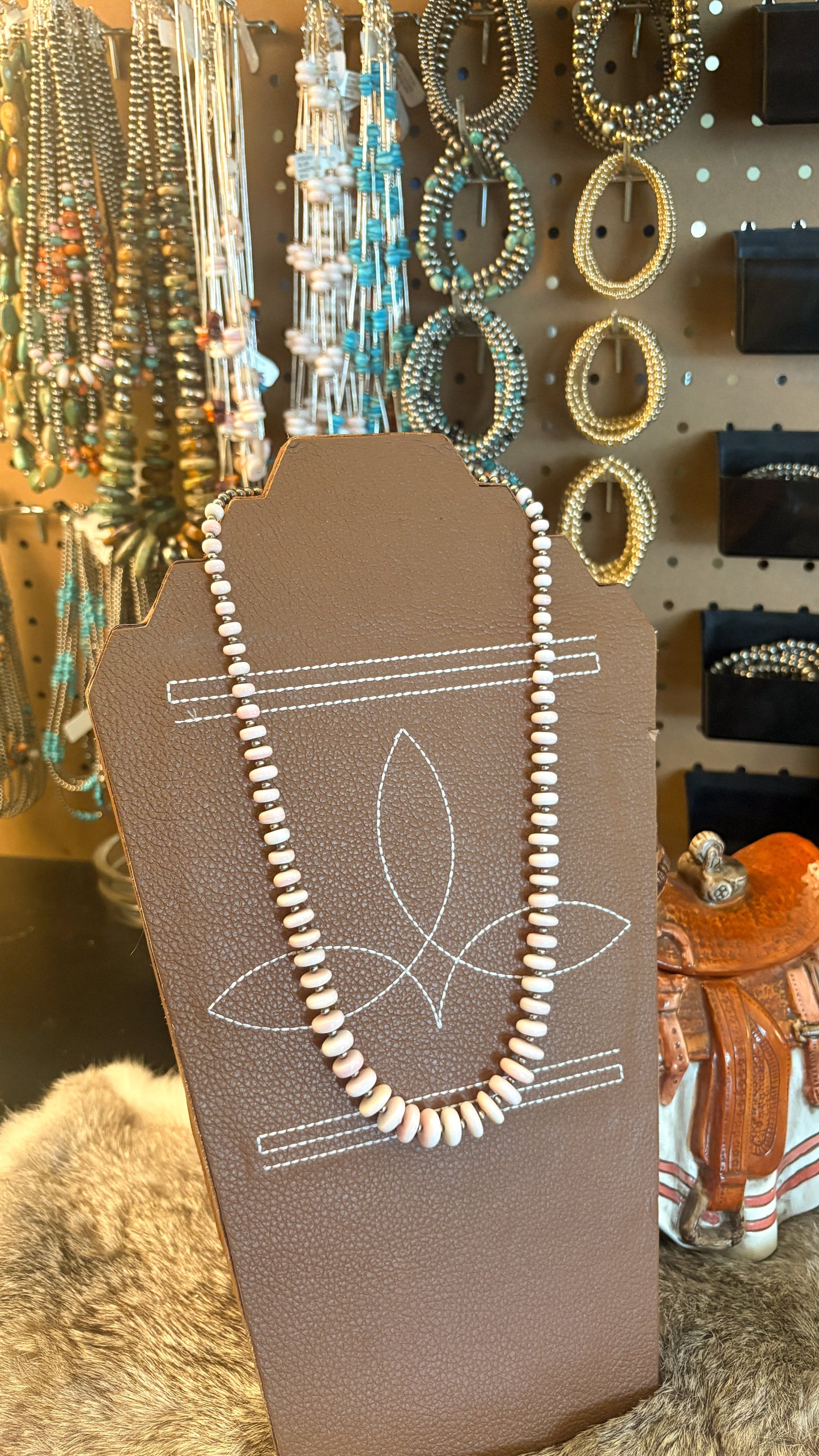 The Izzie Necklace