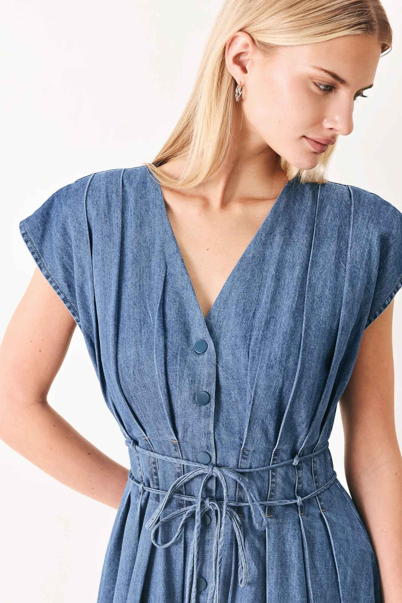 MIDNIGHT FLOW DENIM MIDI DRESS