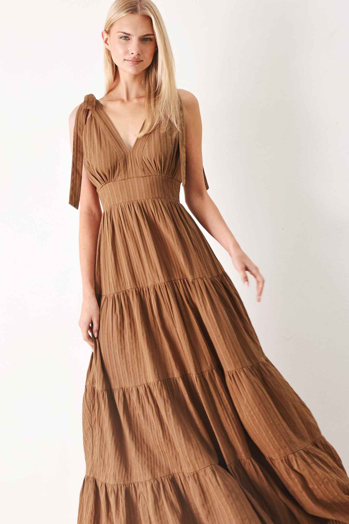 CALM BEAUTY WOVEN MAXI DRESS