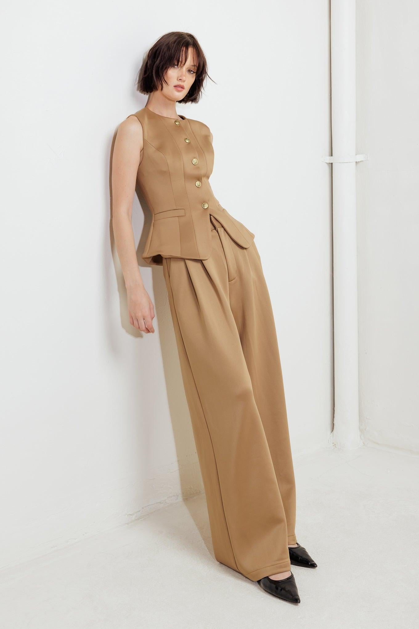 ROMANTIC PETAL WOVEN PANTS