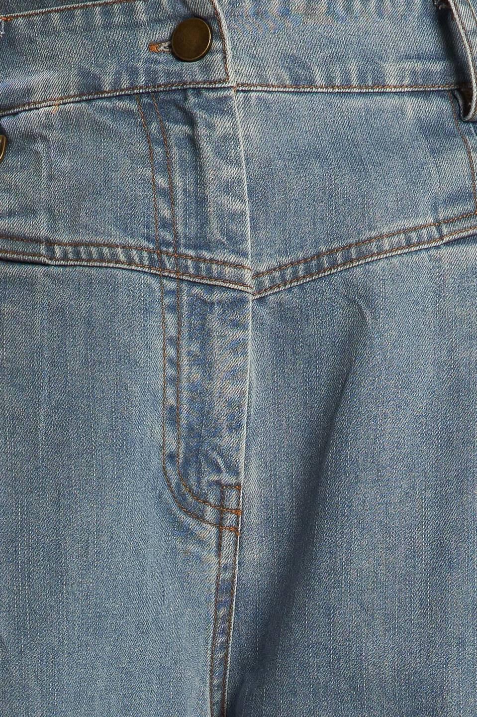 WONDERING WHY LIGHT DENIM PANTS