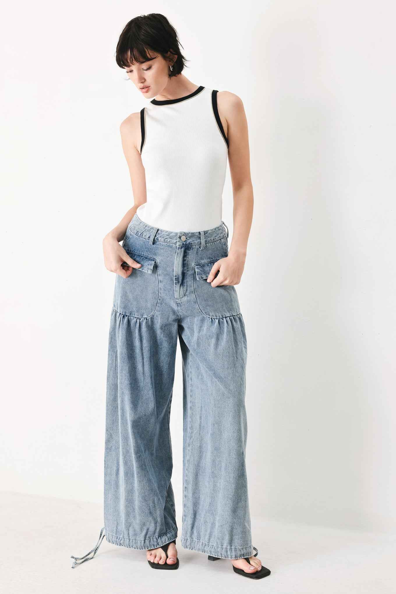 EASY EDGE DENIM PANTS
