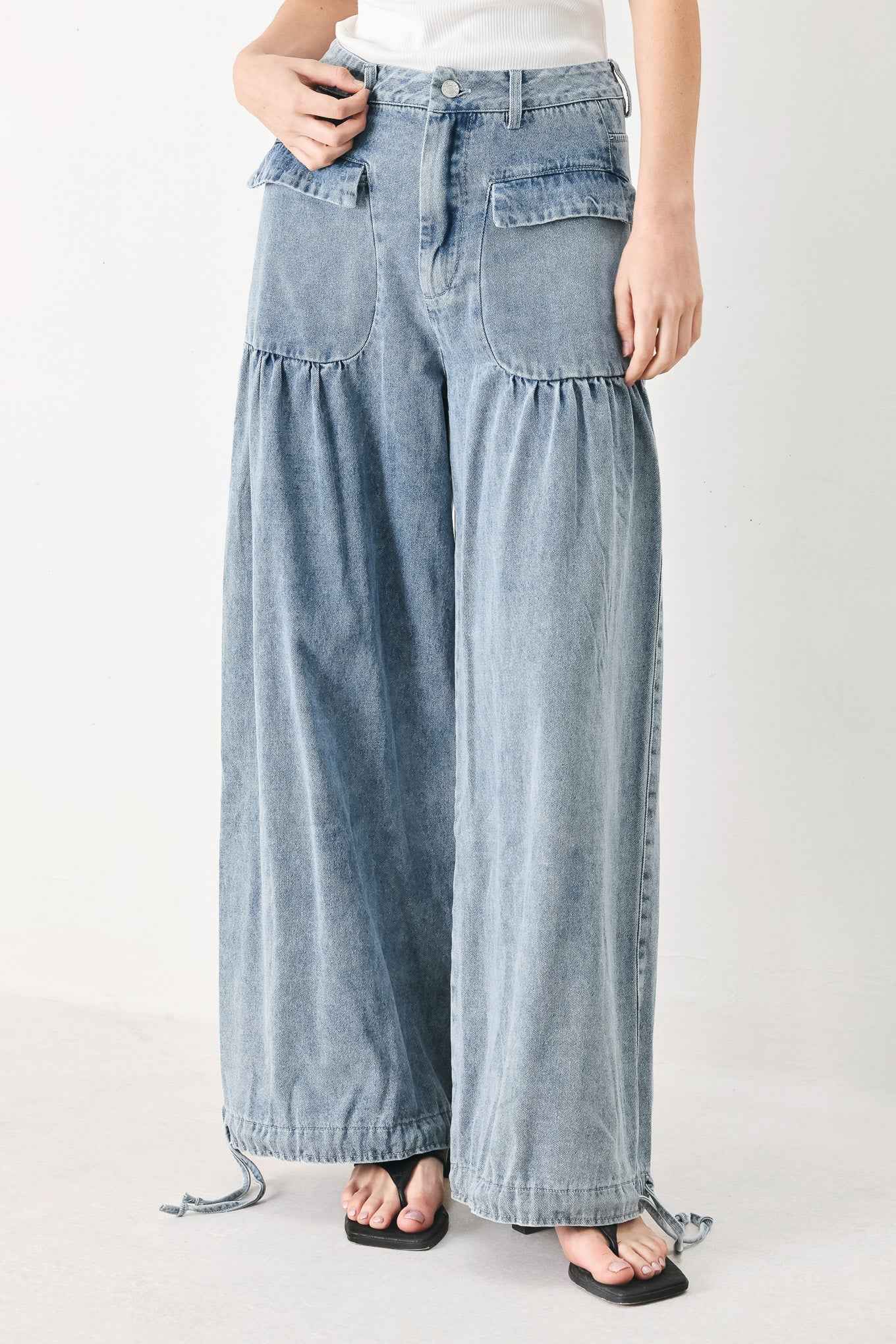 EASY EDGE DENIM PANTS