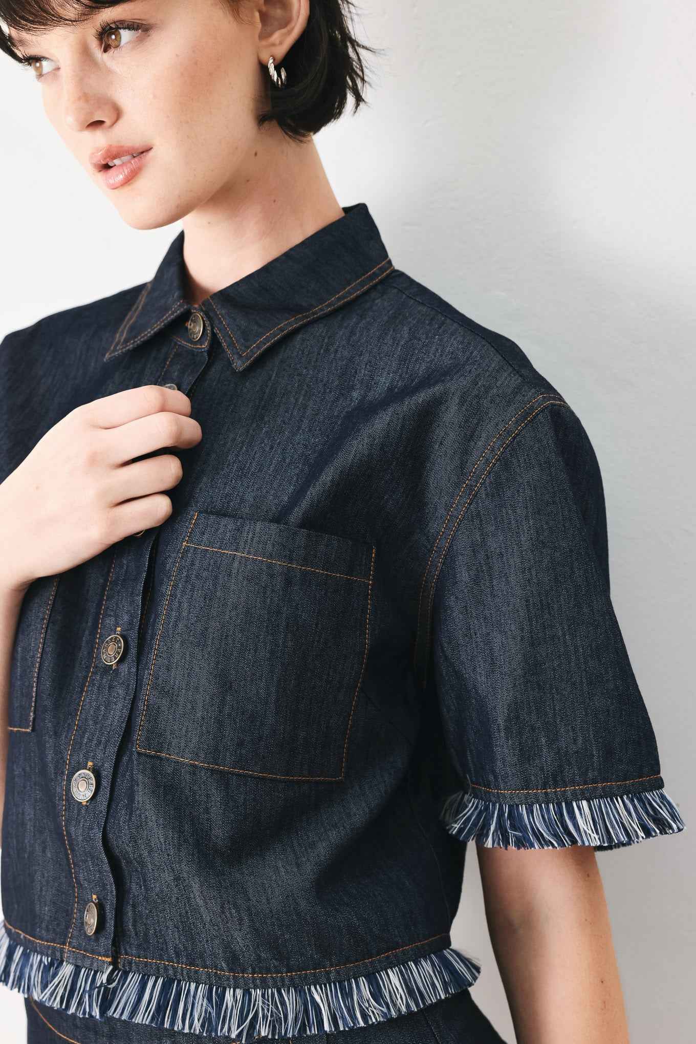 POWER SOFT WOVEN CROP JACKET