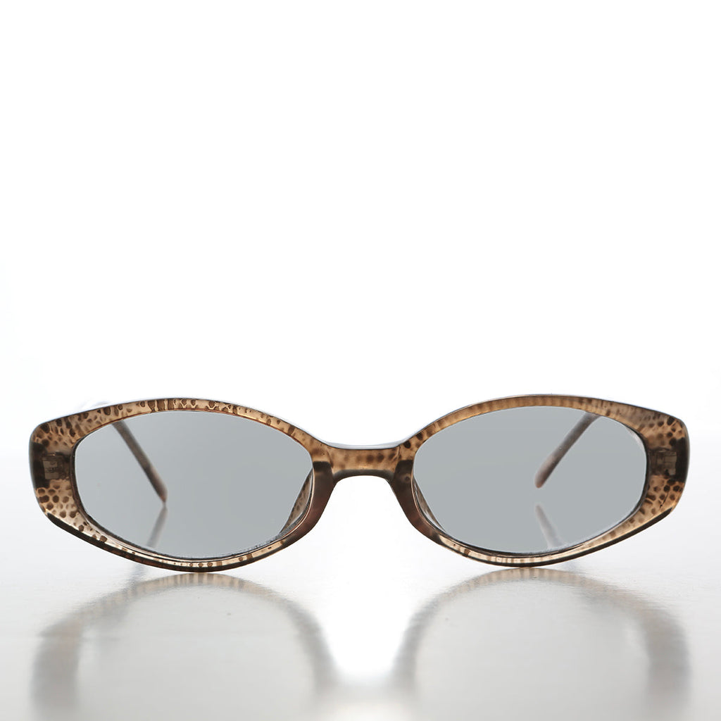 90s Oval Sunglasses with Tinted Lenses - Helena