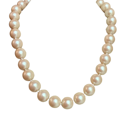 Italian Vintage Pearl Necklace