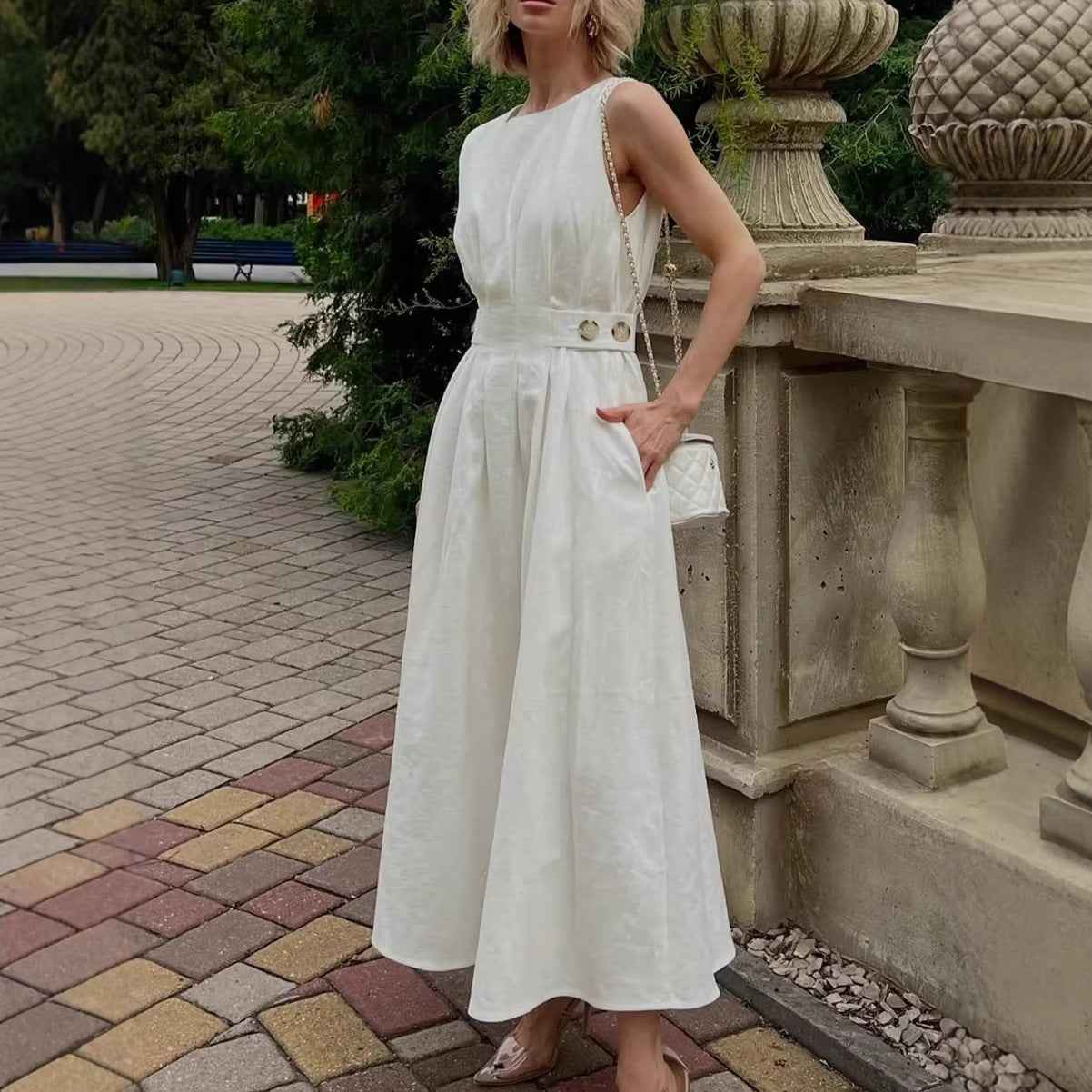 Women's French Minimalist Sleeveless Crew-Neck Midi Dress – White S–XXL