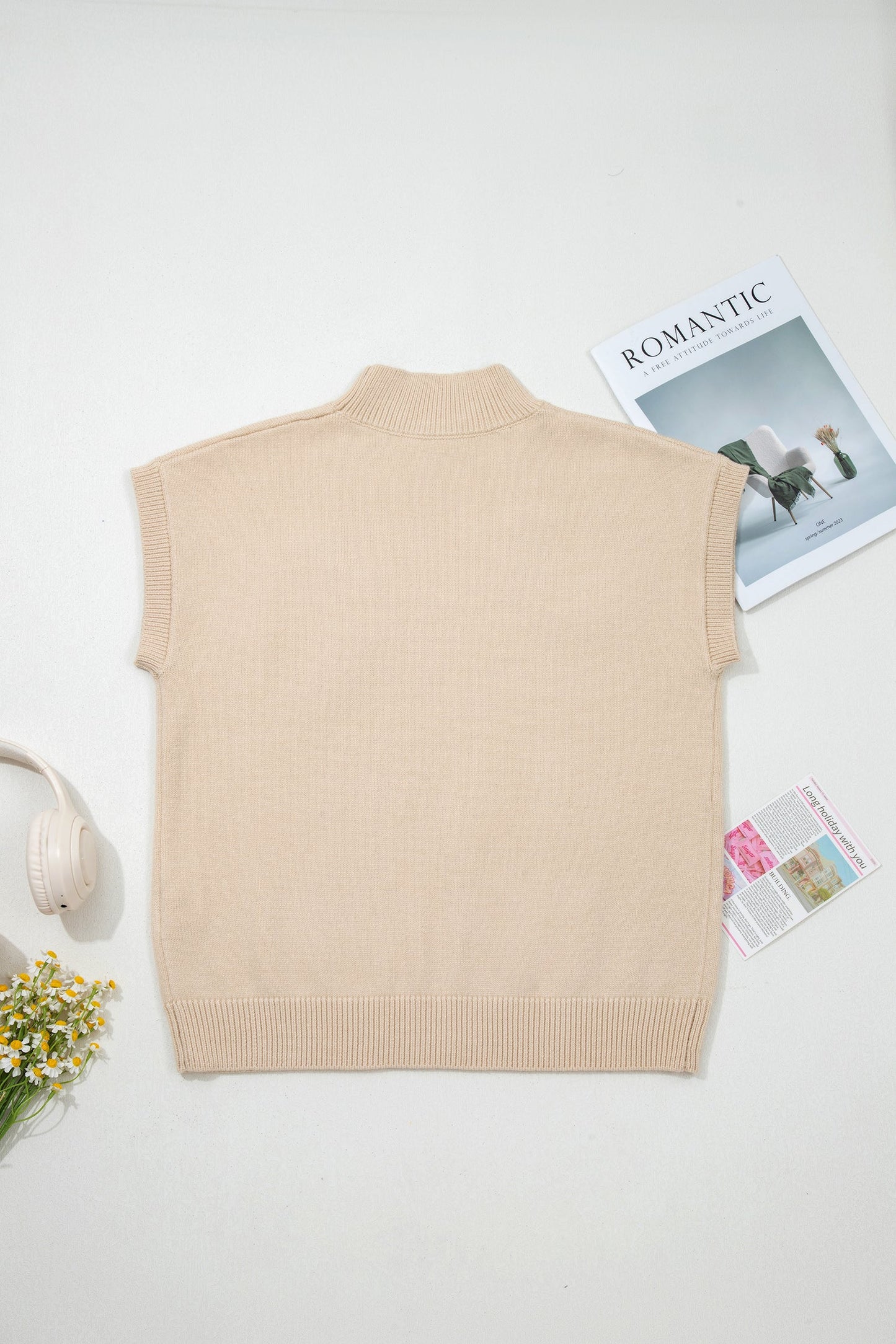 Western Corded Horseshoe Mock Neck Short Sleeve Sweater