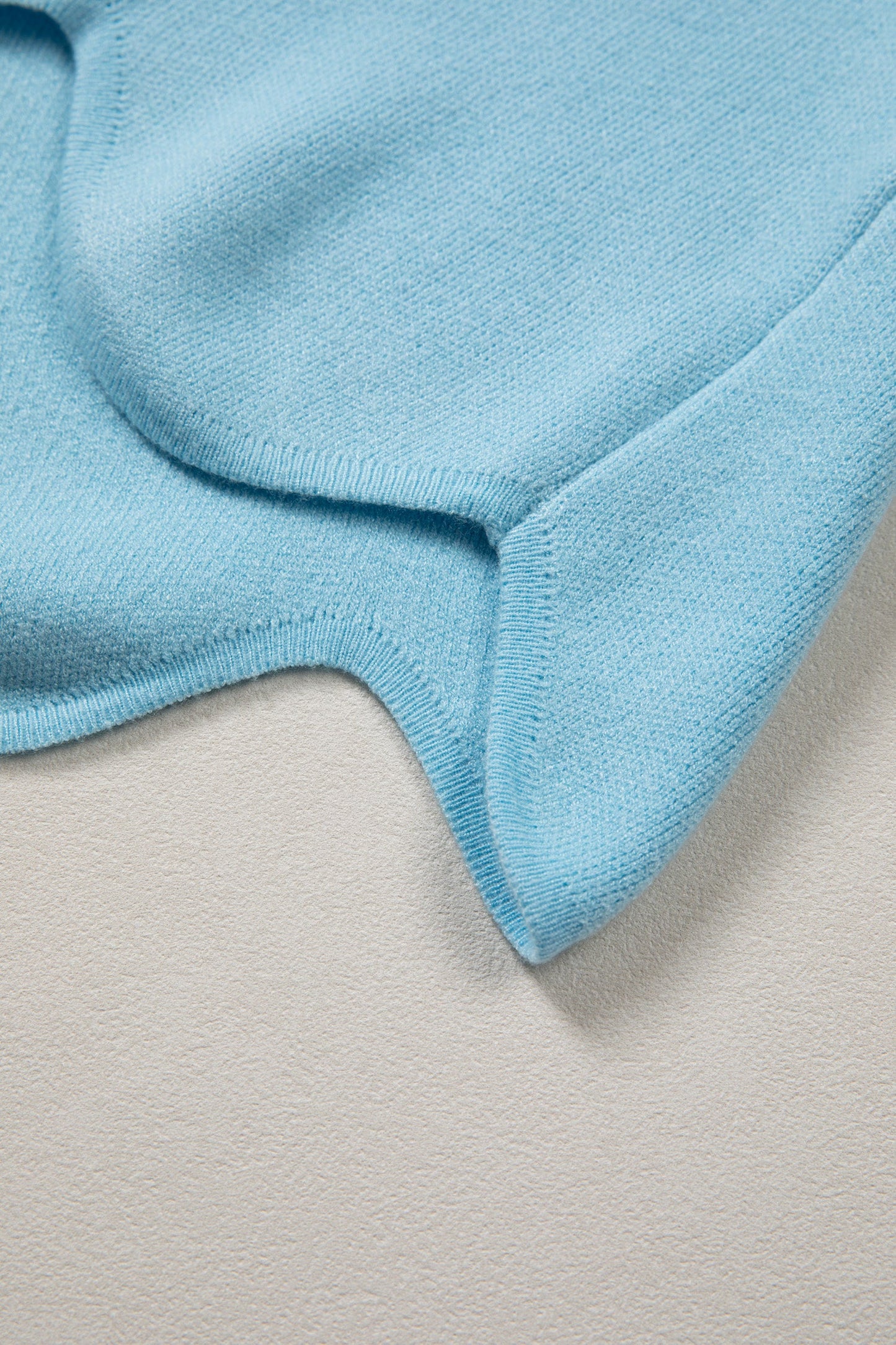 Solid Scalloped Hem 3/4 Sleeve Sweater Top