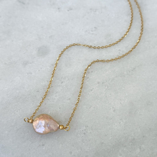 Serena Pink Pearl Pendant Necklace